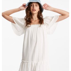 Billabong “she’s a doll” dress